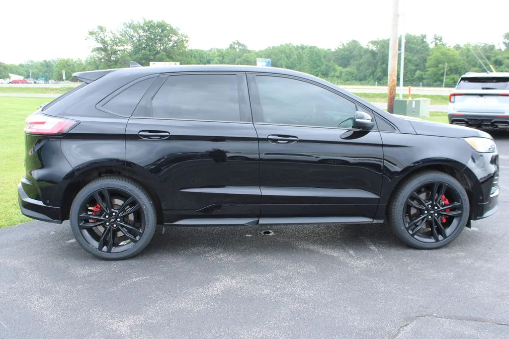 Used 2024 Black Metallic Ford ST image 14