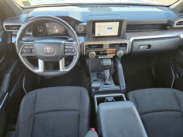 Used 2025  Toyota SR5 image 9