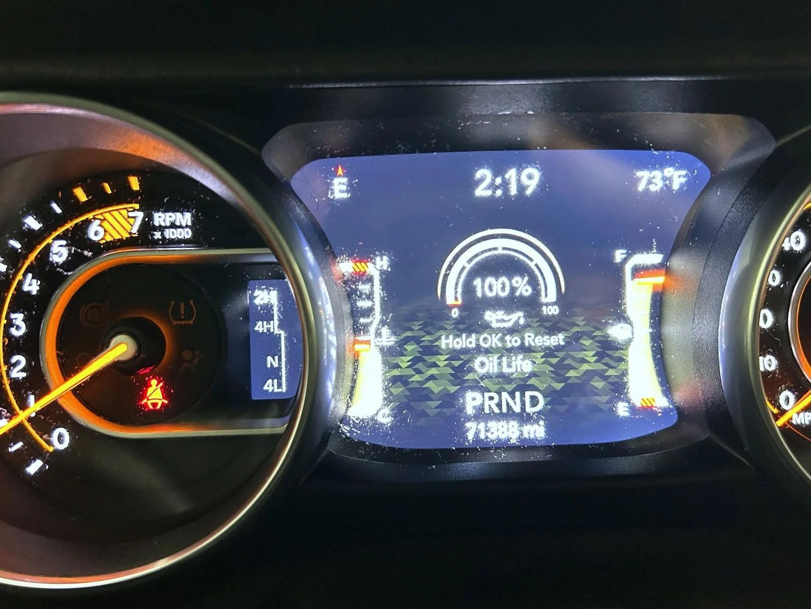 Used 2019 White Jeep Unlimited Sahara image 14