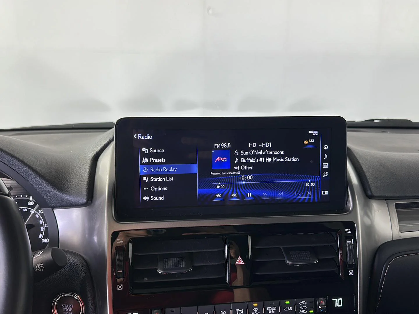 Used 2022 Nebula Gray Pearl Lexus GX 460 Premium image 26