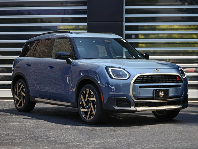 2027 MINI Countryman Iconic