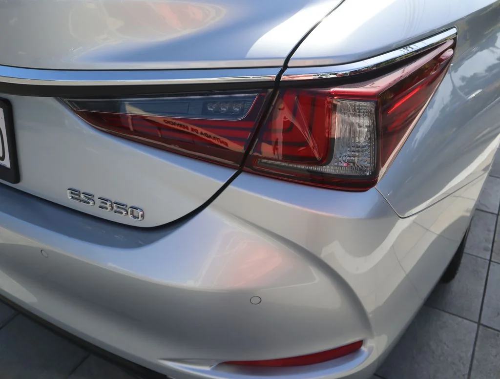 Used 2021 Silver Lexus 350 image 15
