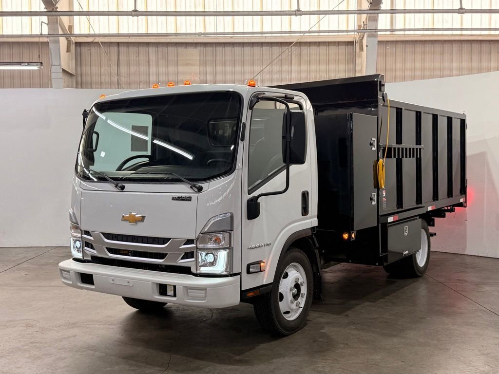 2026 Chevrolet Low Cab Forward 4500 Gas 176" WB Regular Cab's photo
