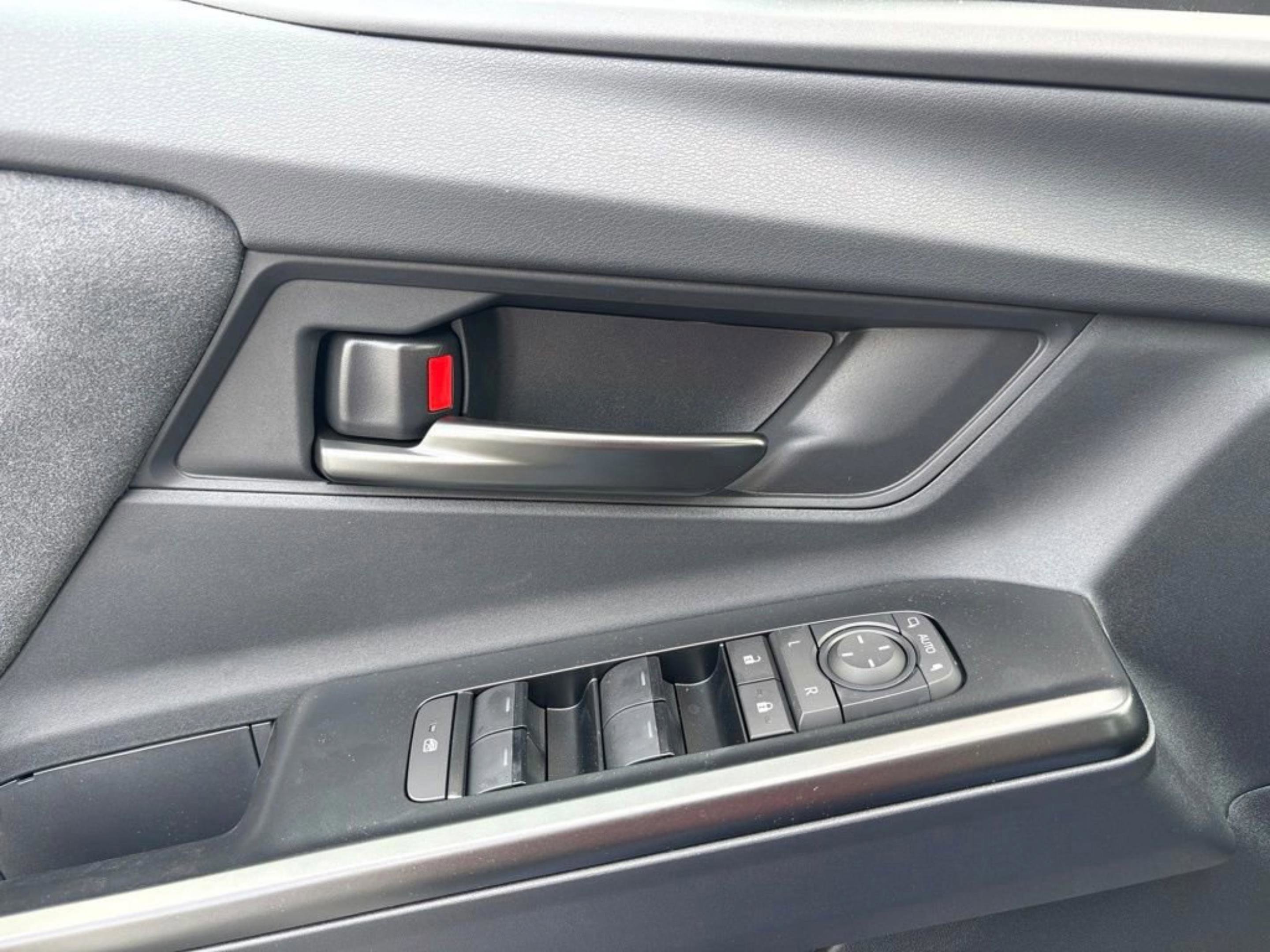 New 2026 Wind Chill Pearl Toyota SE image 16