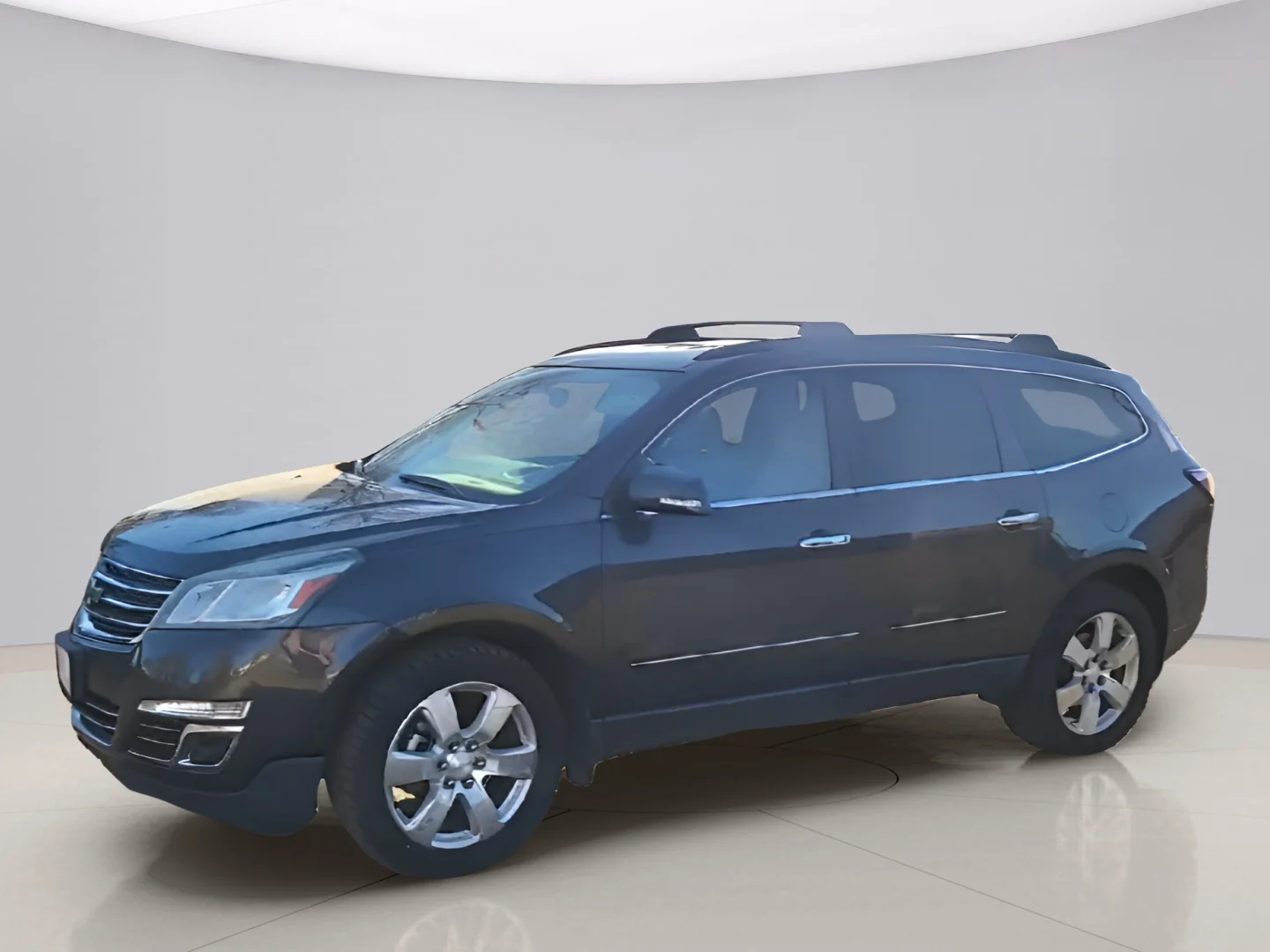Used 2016 Gray Chevrolet LTZ image 3
