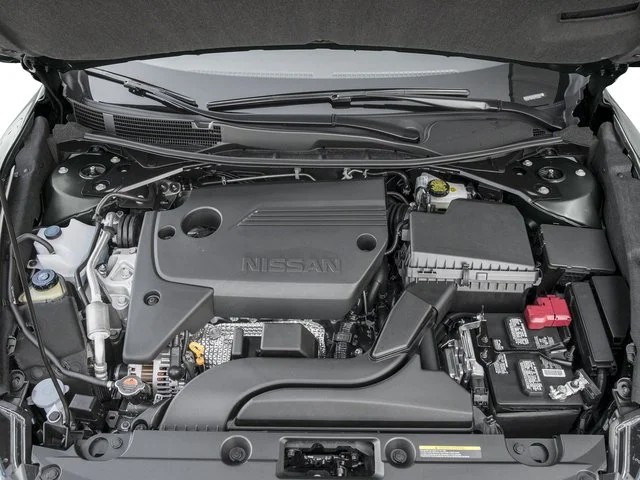 Used 2016 Gun Metallic Nissan 2.5 SR image 15