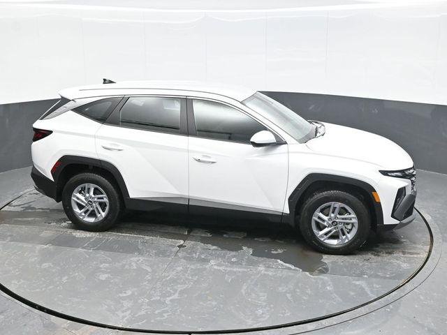 New 2026 White Hyundai SE AWD image 16