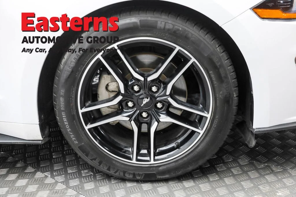 Used 2022 White Ford EcoBoost Premium image 28