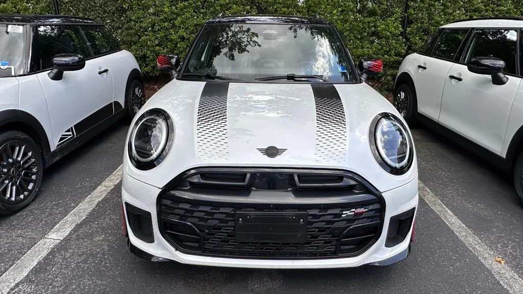 Used 2025 Nanuq White Metallic MINI Iconic image 17
