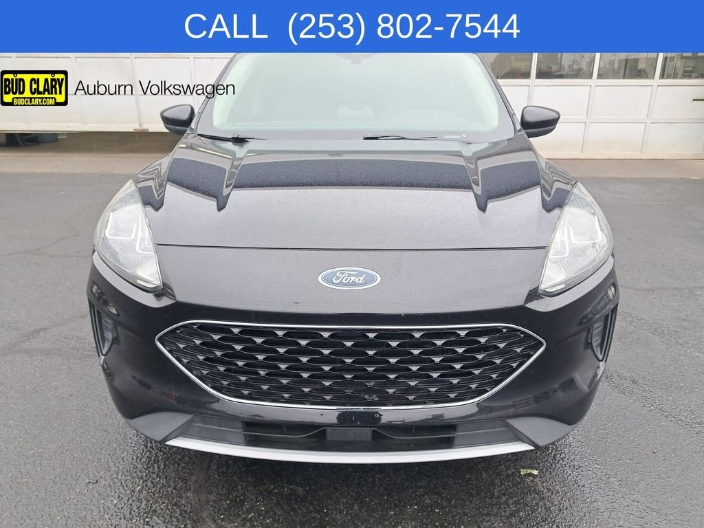 Used 2020 Black Ford SE image 8