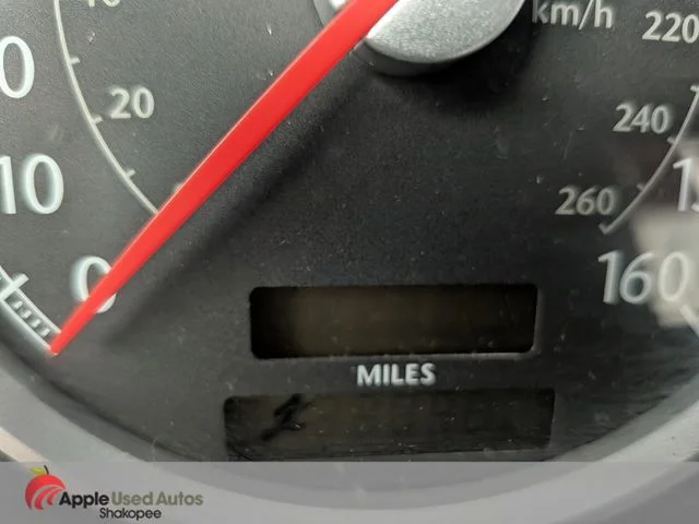 Used 2006 Black Chrysler Limited image 17