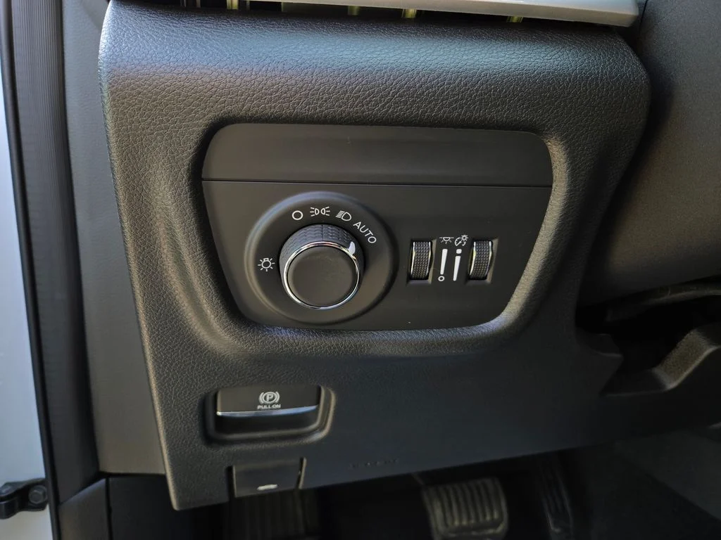 Certified Used 2025 White Jeep Altitude X image 15