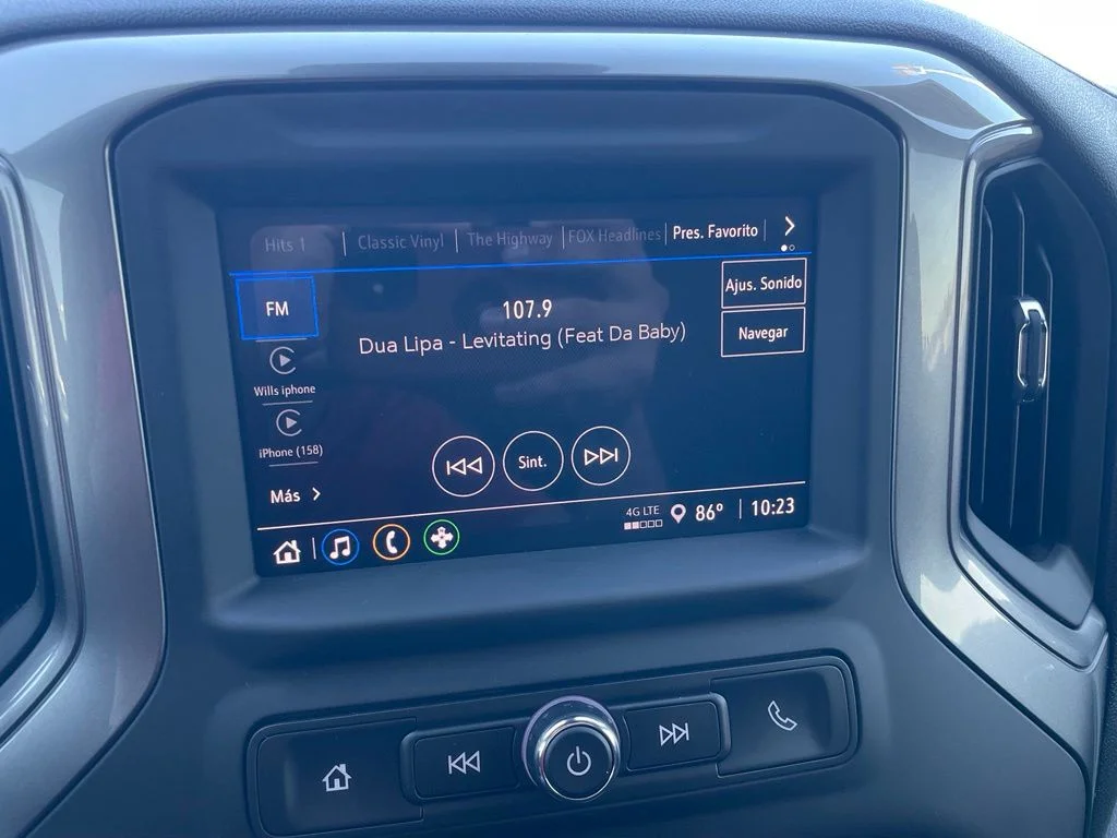 Used 2025 Gray Chevrolet Custom image 15