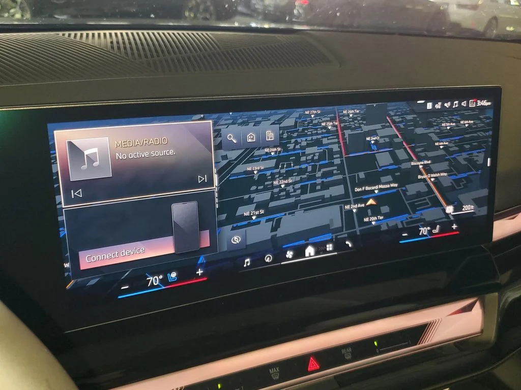 New 2027 Dk. BMW 530i image 21