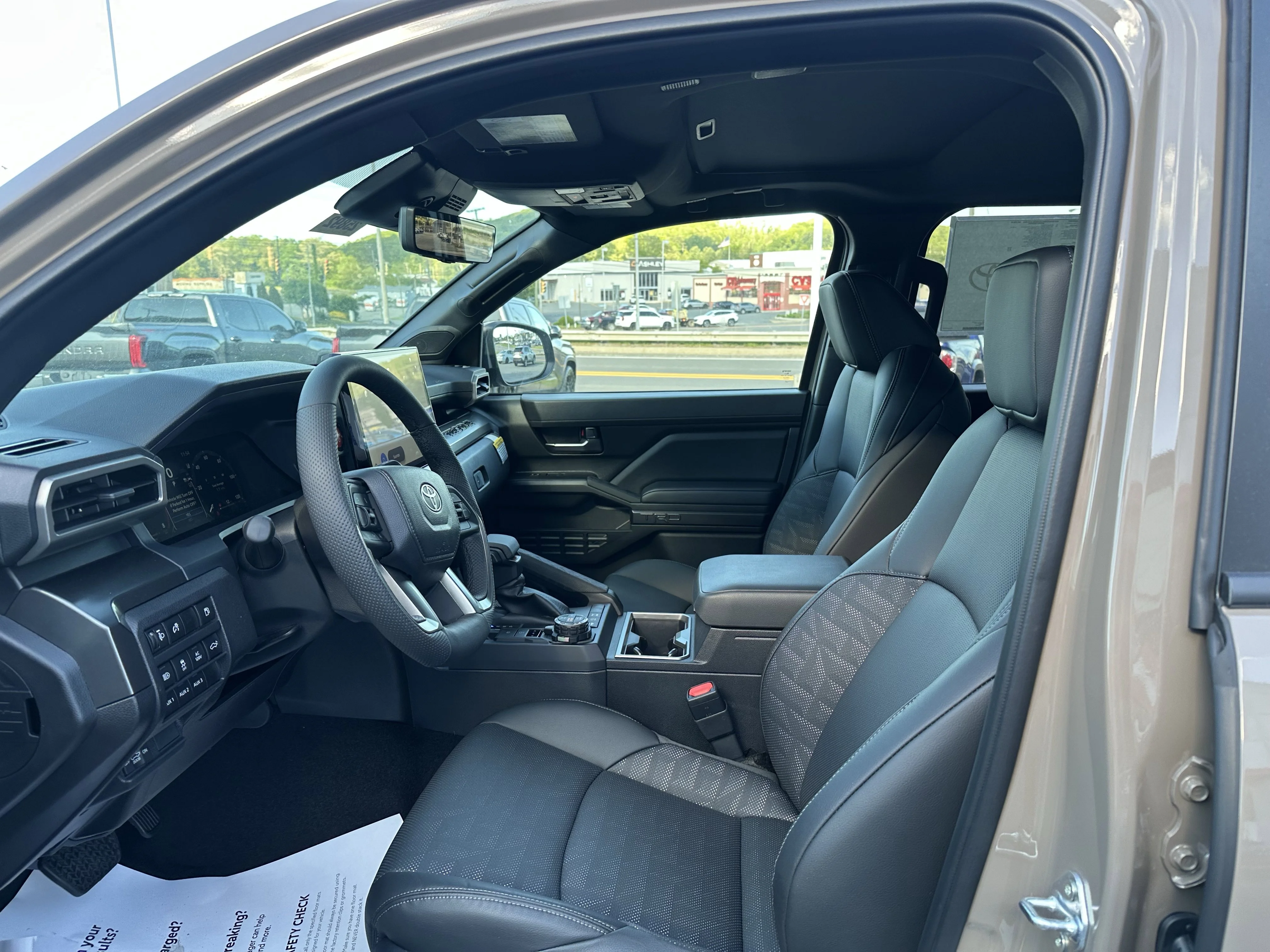 2026 Toyota Tacoma TRD Off Road - Photo 11
