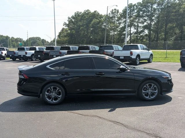 Used 2023 Crystal Black Pearl Honda EX image 5