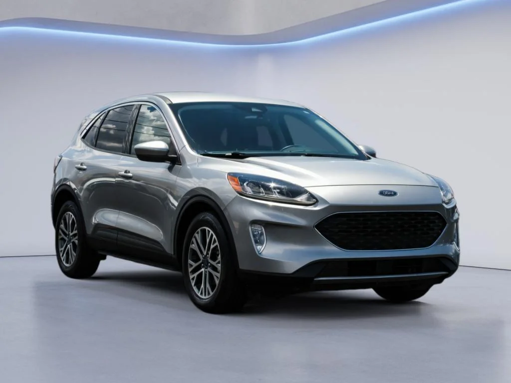 Used 2022 Iconic Silver Metallic Ford SEL Hybrid image 3