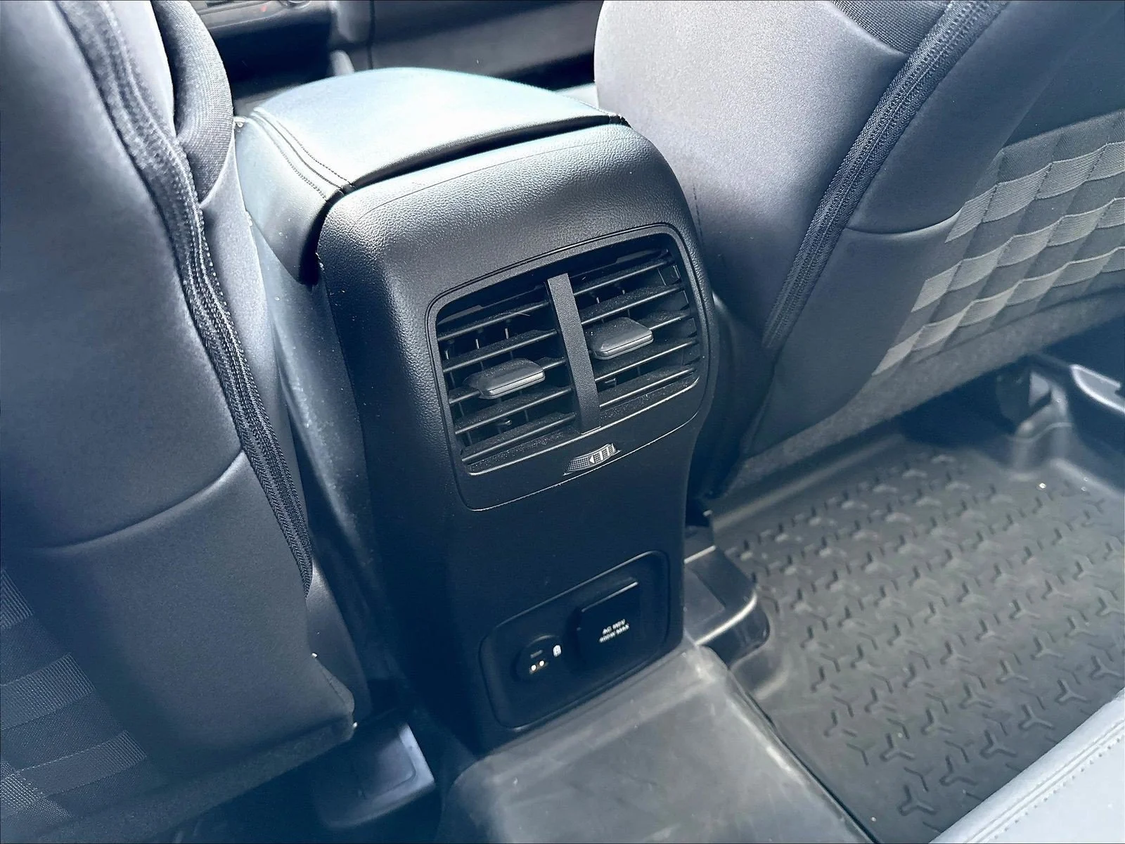 Used 2022 Shadow Black Ford Badlands image 13