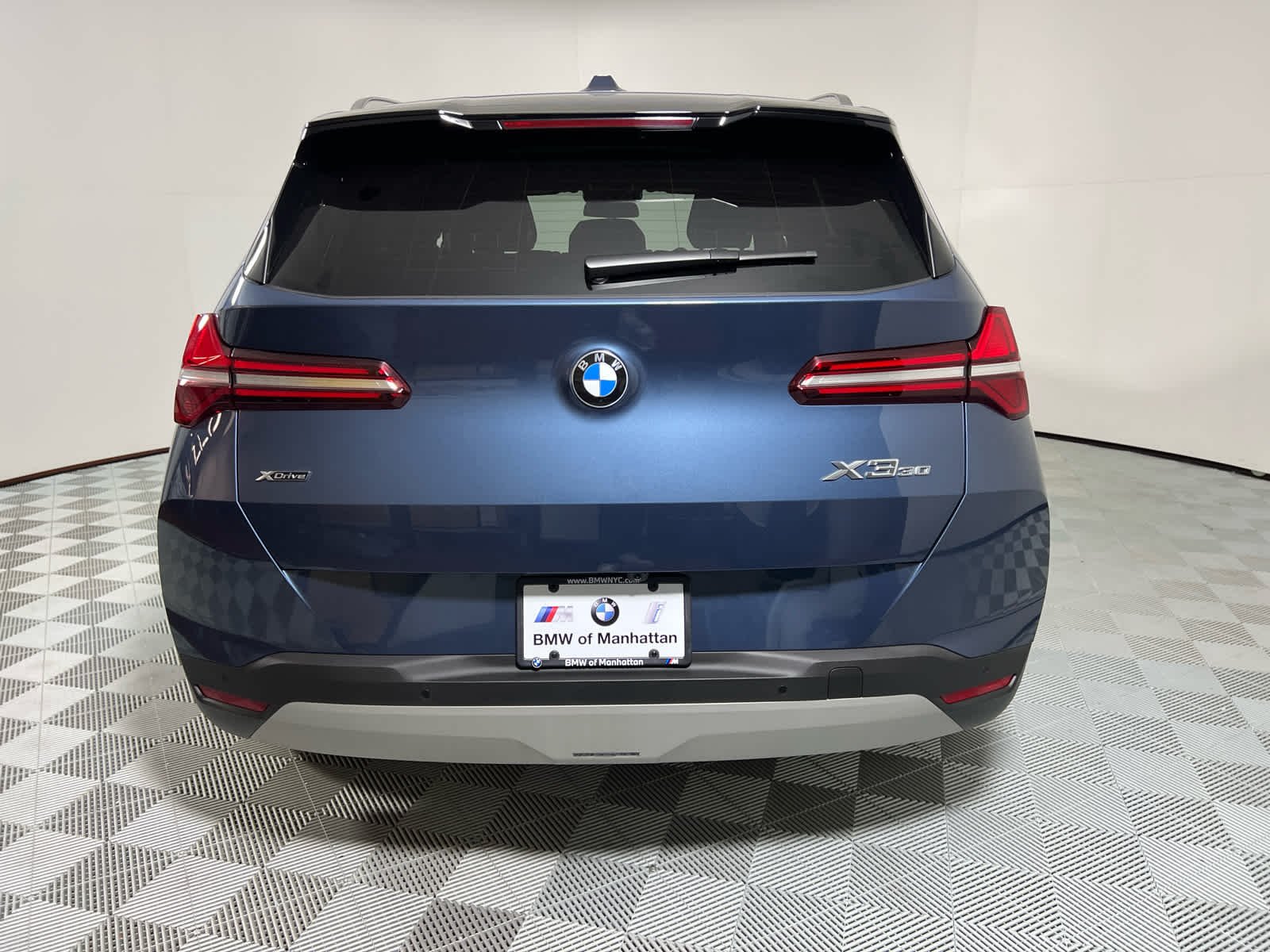 Used 2025 Arctic Race Blue Metallic BMW 30 xDrive image 4