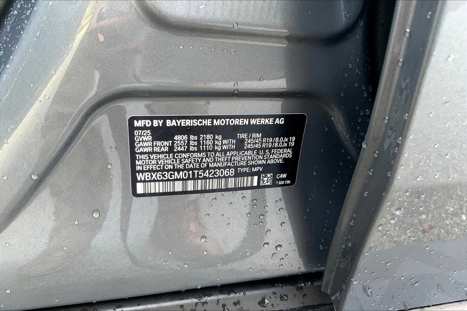 Used 2026 Skyscraper Grey Metallic BMW xDrive28i image 36