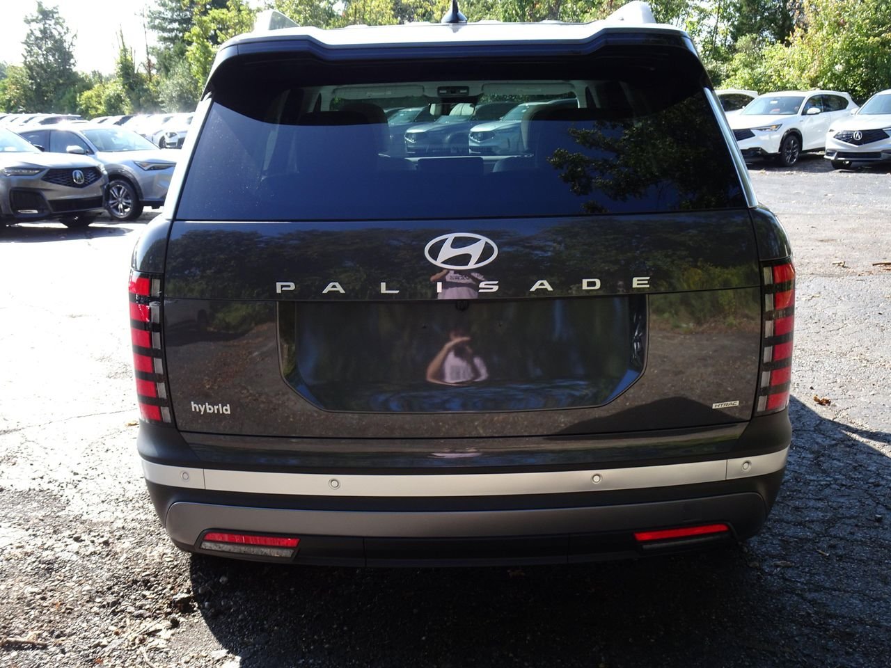 New 2027 Gray Hyundai SEL Premium 7P image 4
