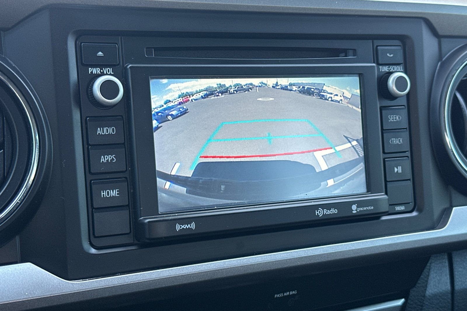 Used 2019  Toyota SR5 image 18