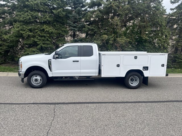 New 2025 Oxford White Ford XL image 38