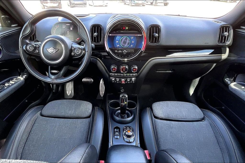 Used 2021 Gray MINI Base image 7
