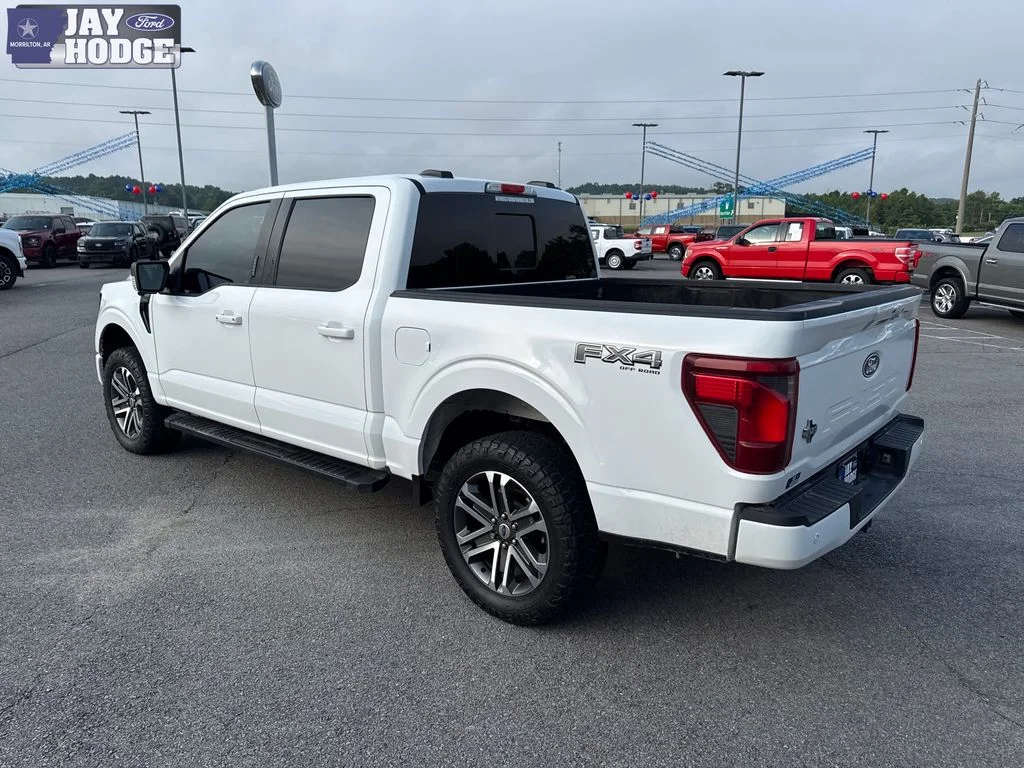 Used 2024 Oxford White Ford XLT image 5