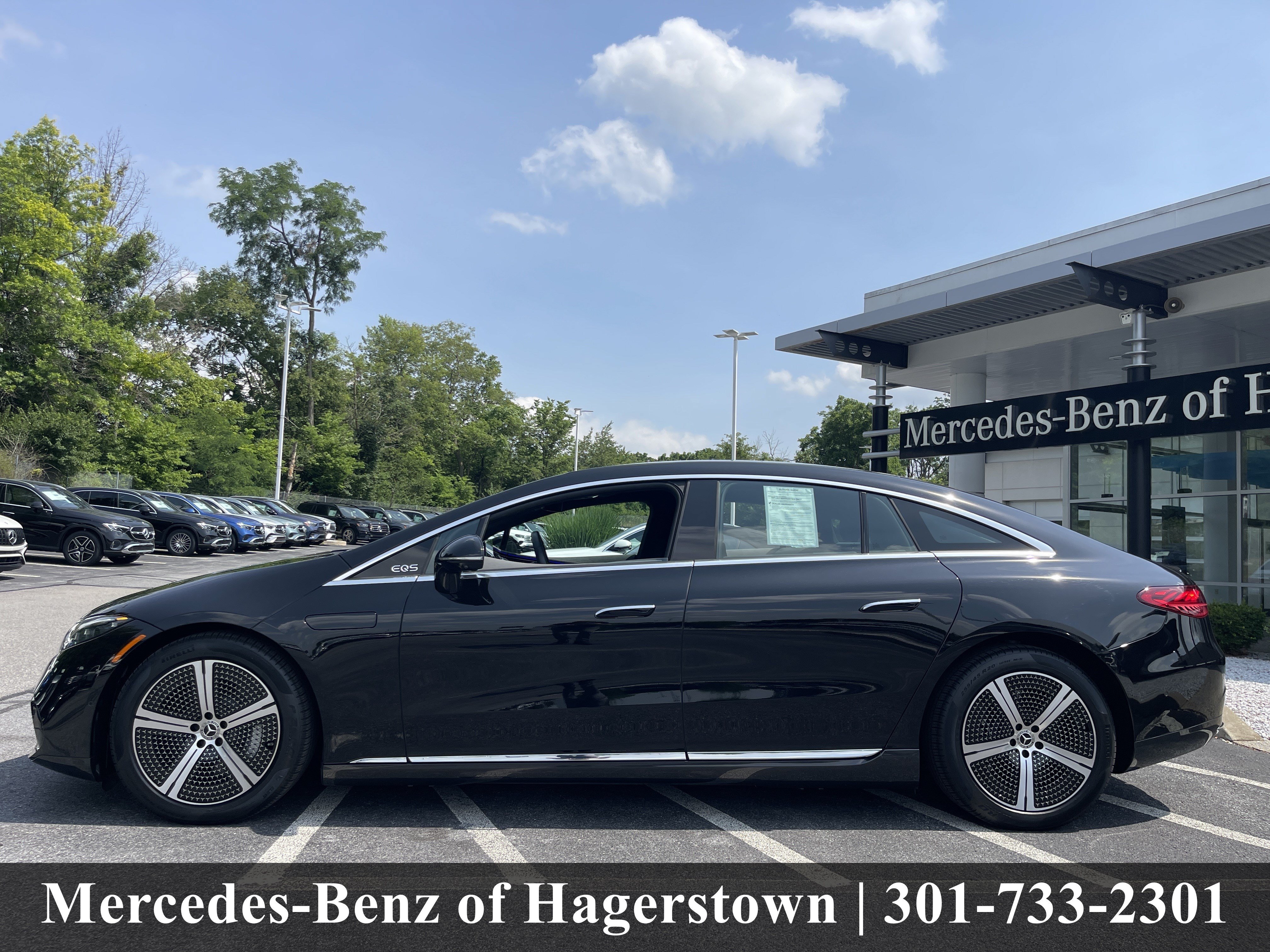 Certified Used 2023 Obsidian Black Metallic Mercedes-Benz EQS 450 4MATIC® Sedan image 4