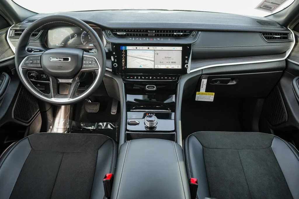 New 2026 Black Jeep Altitude image 13