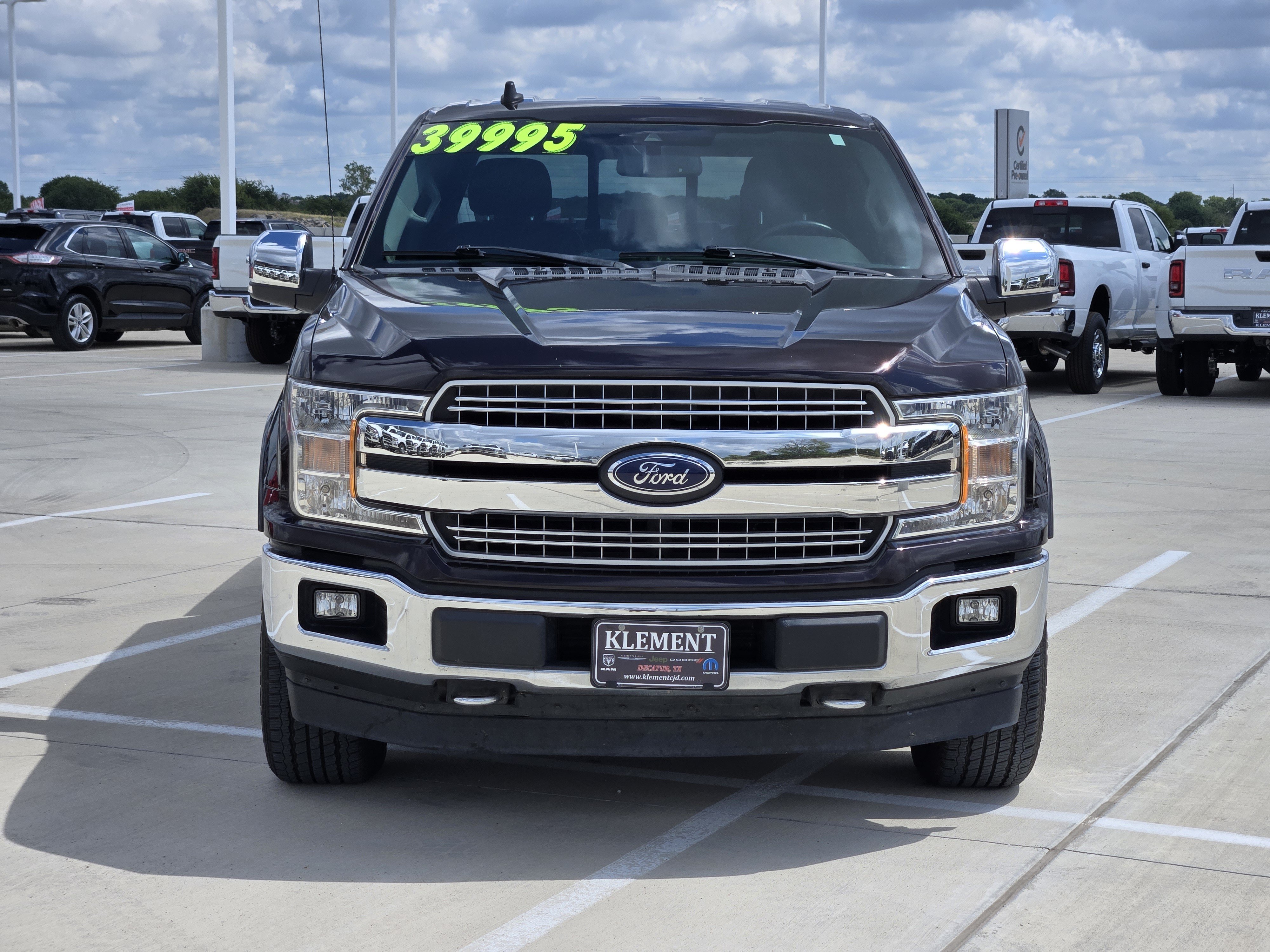 Used 2019 Magma Red Metallic Ford LARIAT image 3