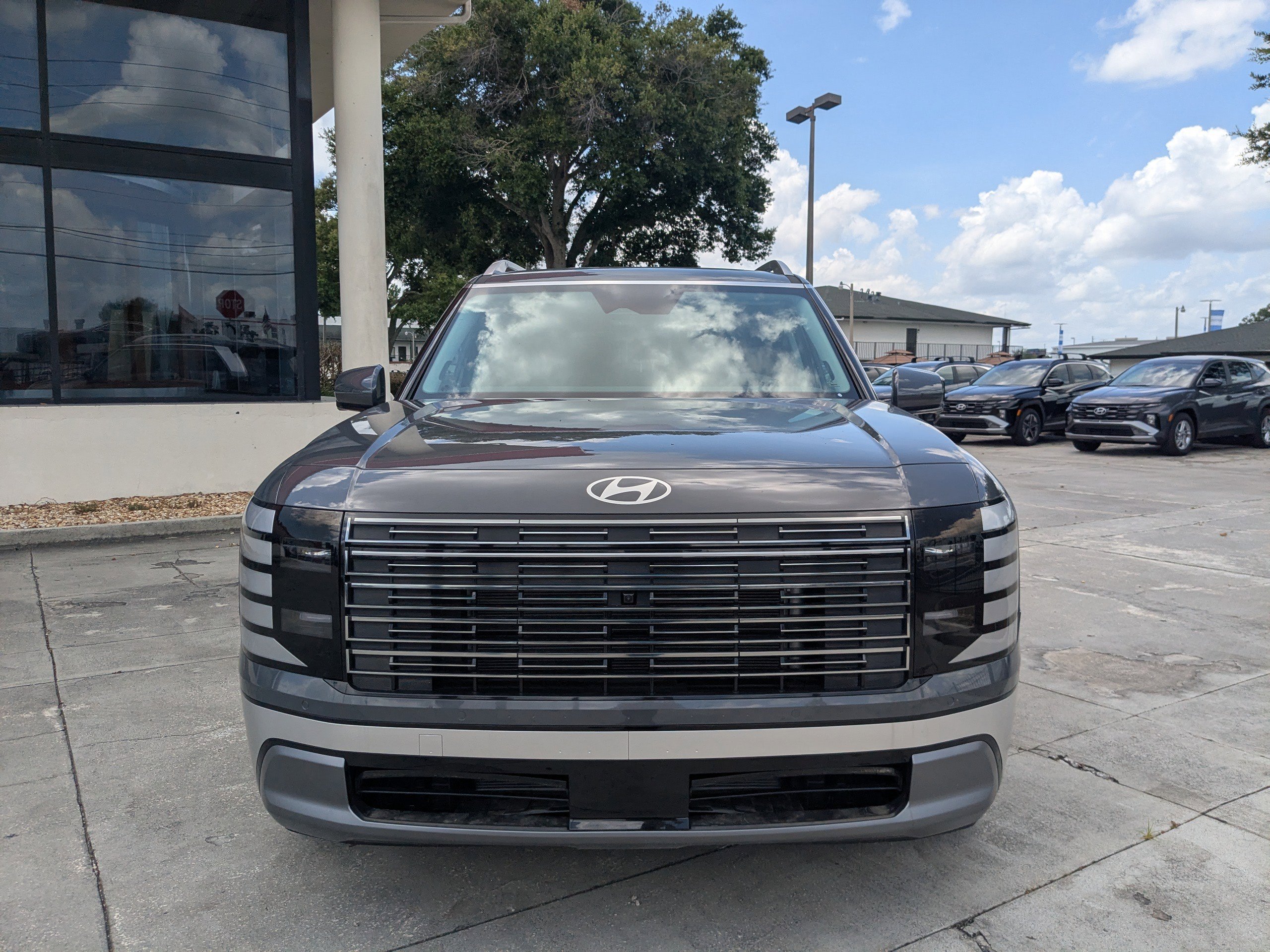 New 2026 Ecotronic Gray Pearl Hyundai Limited AWD image 3