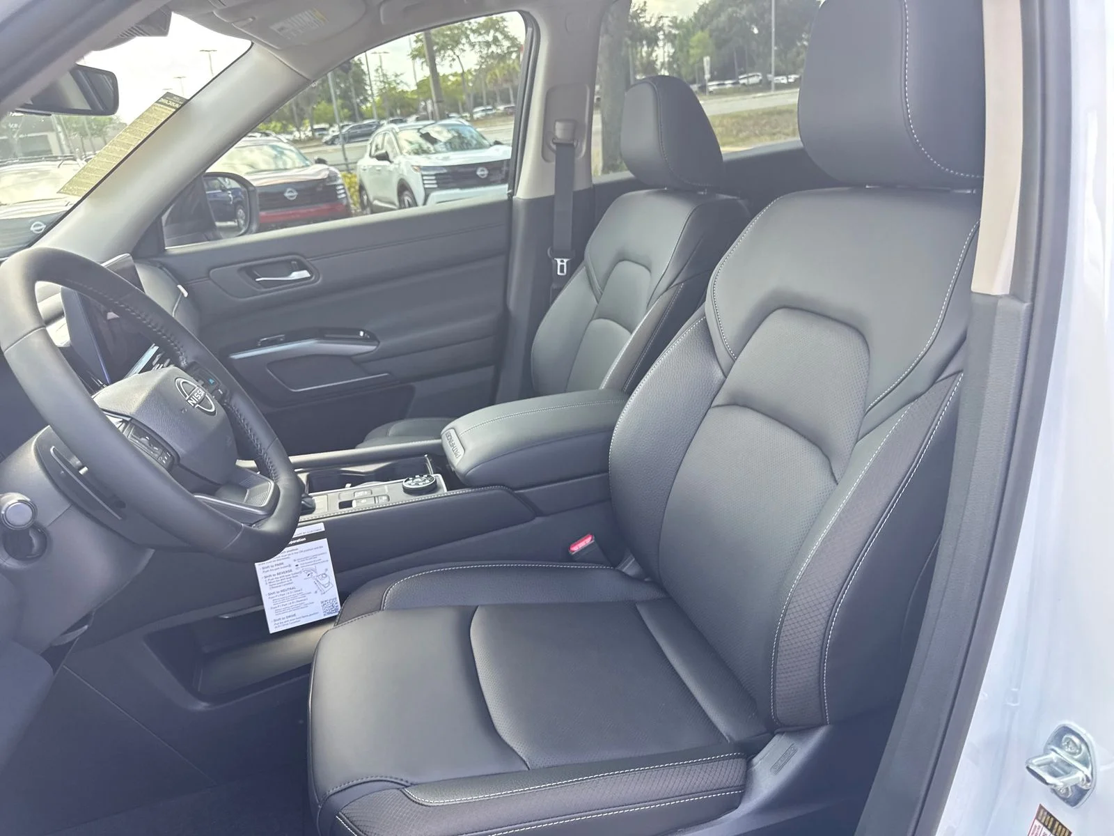 New 2026 Nissan Pathfinder SL 4D Sport Utility