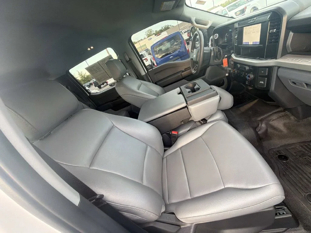 Used 2026 White Ford XL image 30