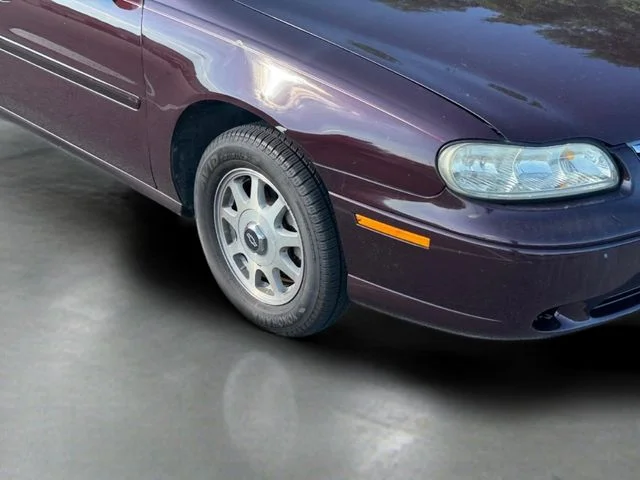 Used 1999 Red Chevrolet LS image 10