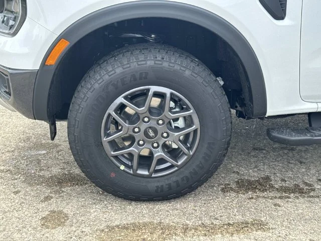 New 2026 Oxford White Ford XLT image 33