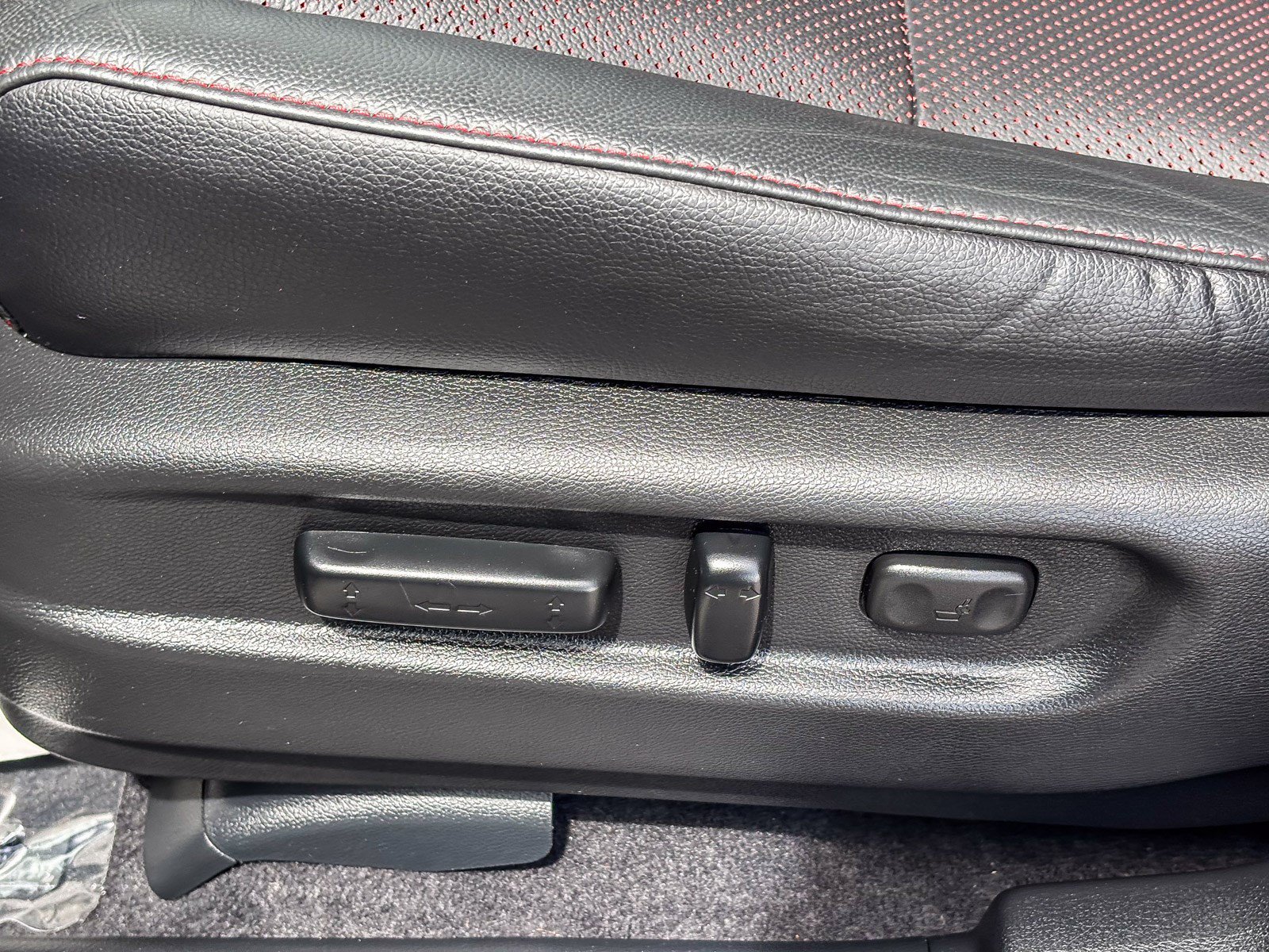 Used 2025 Crystal Black Pearl Honda AWD BLACK EDITION image 53