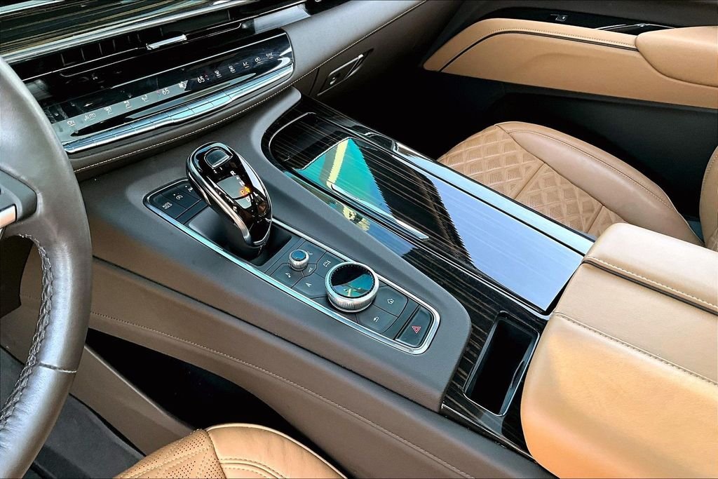 Used 2024 White Cadillac Sport image 14