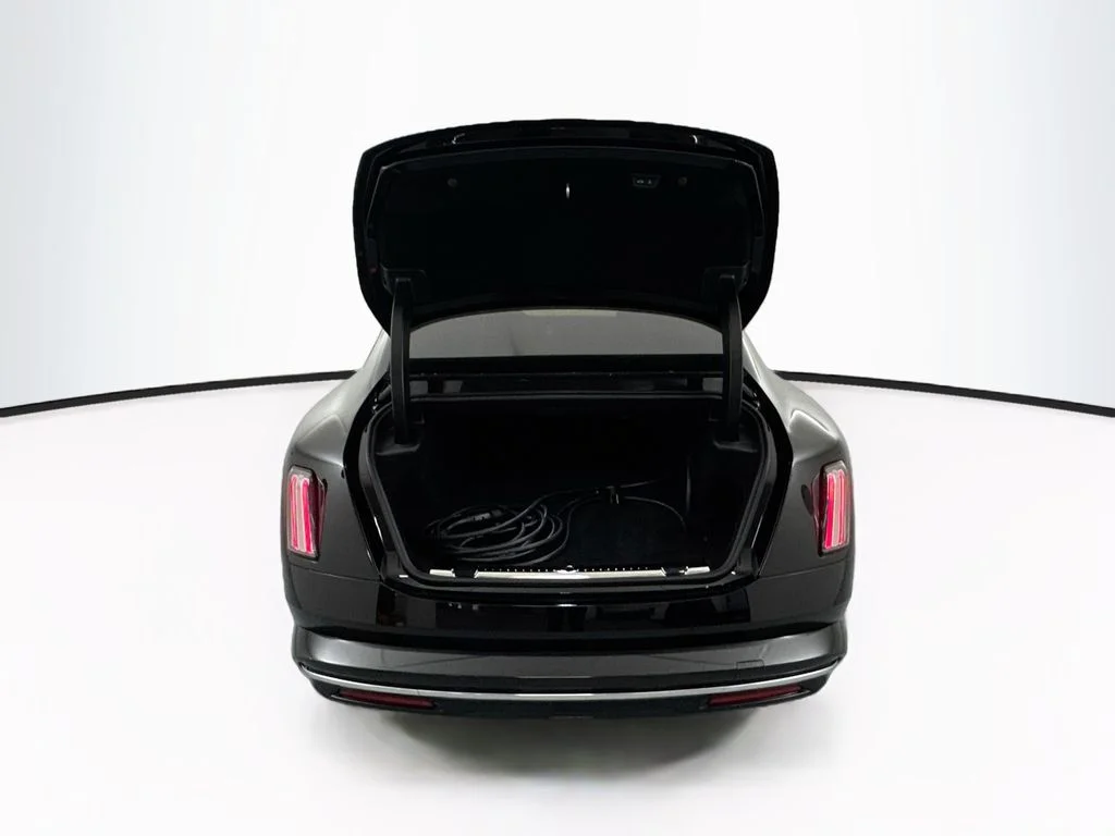 Used 2024 Black Rolls-Royce  image 28