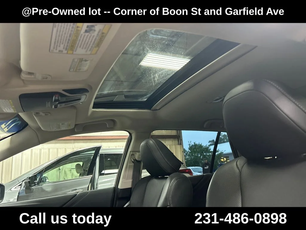 Used 2022 Brown Subaru Limited image 13