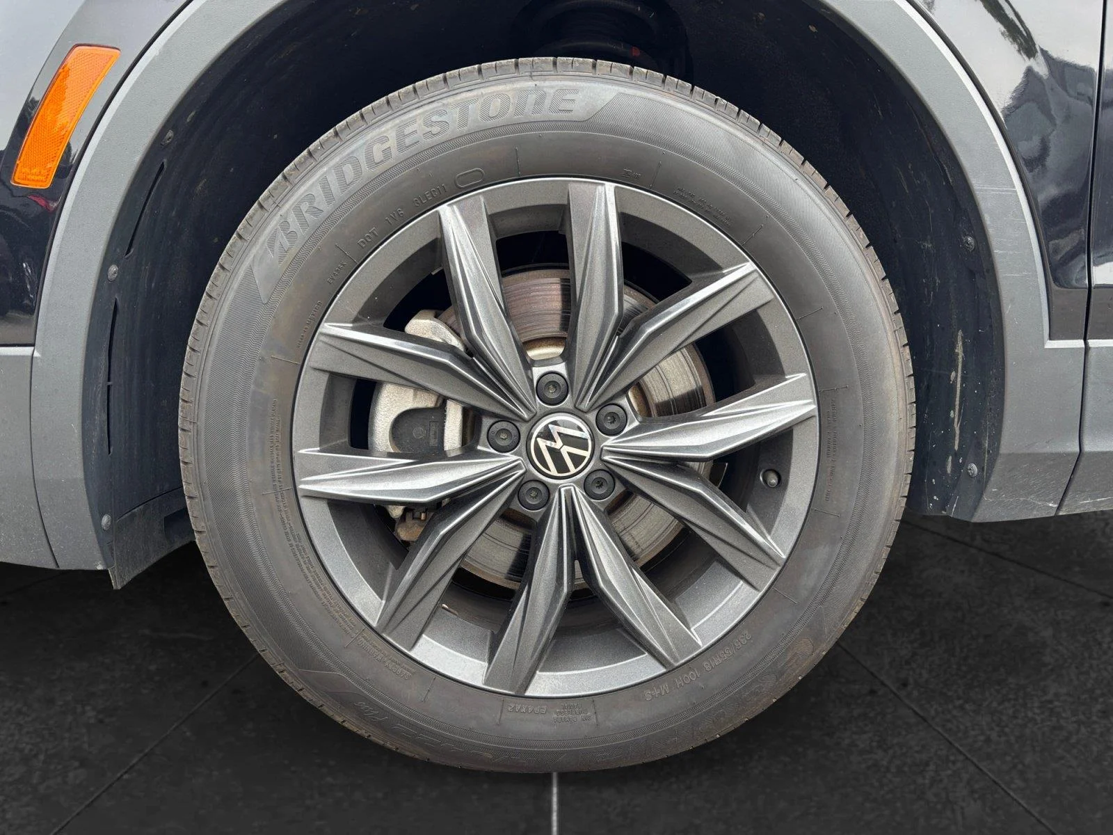 2023 Volkswagen Tiguan SE - Photo 9