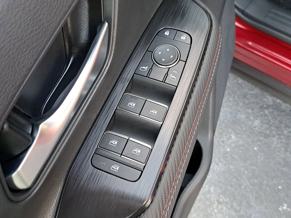 2026 Nissan KICKS SR - Photo 22