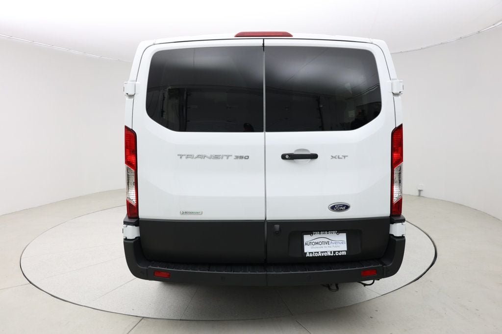 2023 Ford Transit Passenger XLT photo 3