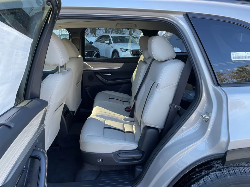 2026 Mazda CX-90 Premium Package - Photo 13