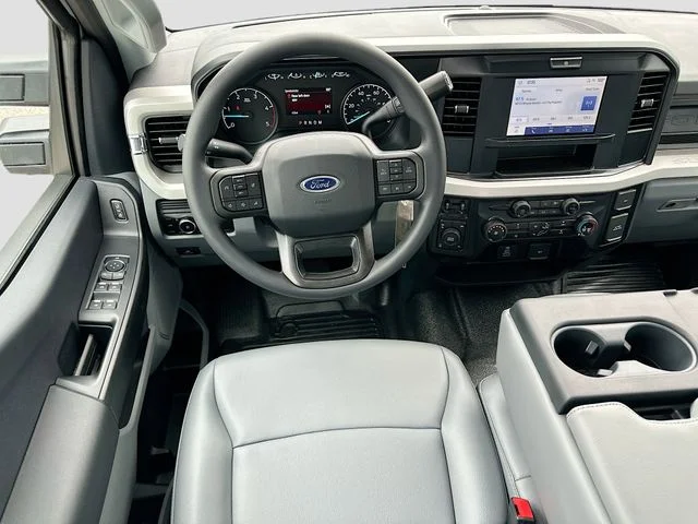 New 2026 Oxford White Ford XL image 15