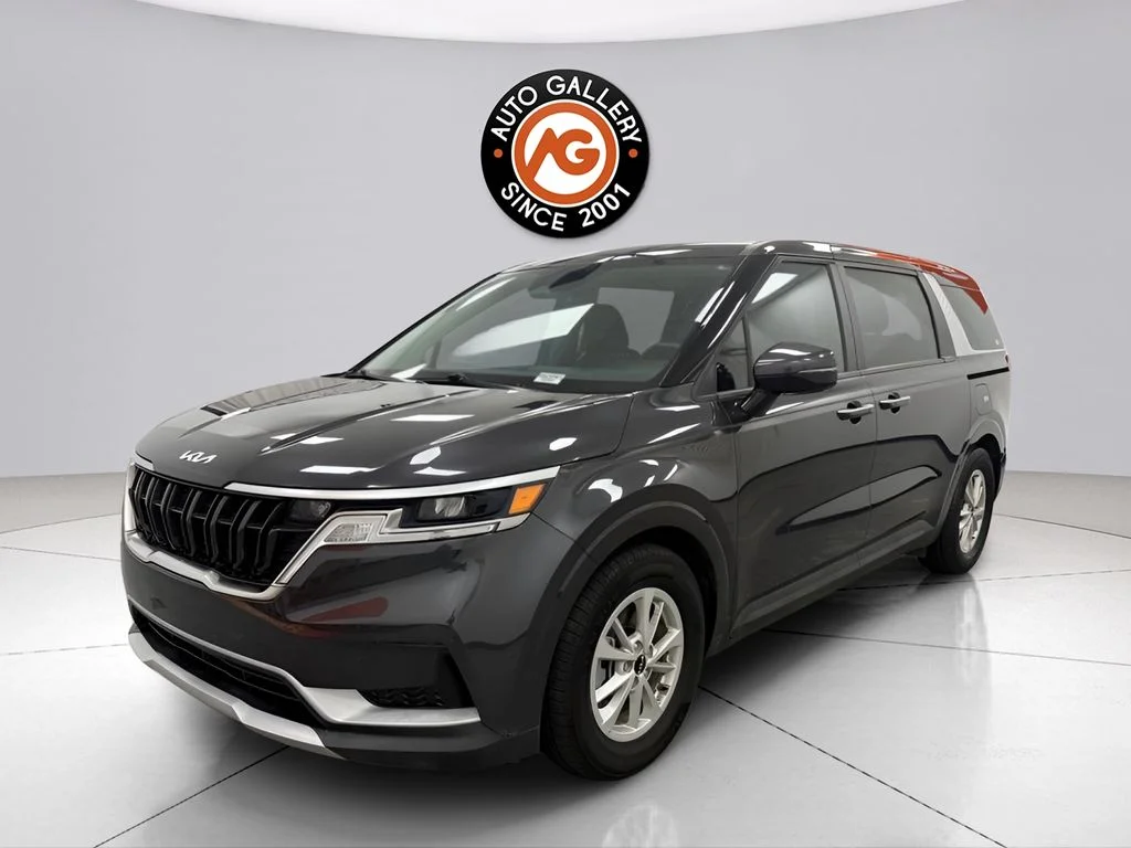 Used 2024 Gray Kia LX image 8