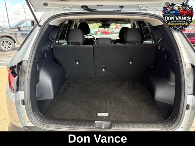 2025 Hyundai Tucson SE - Photo 19