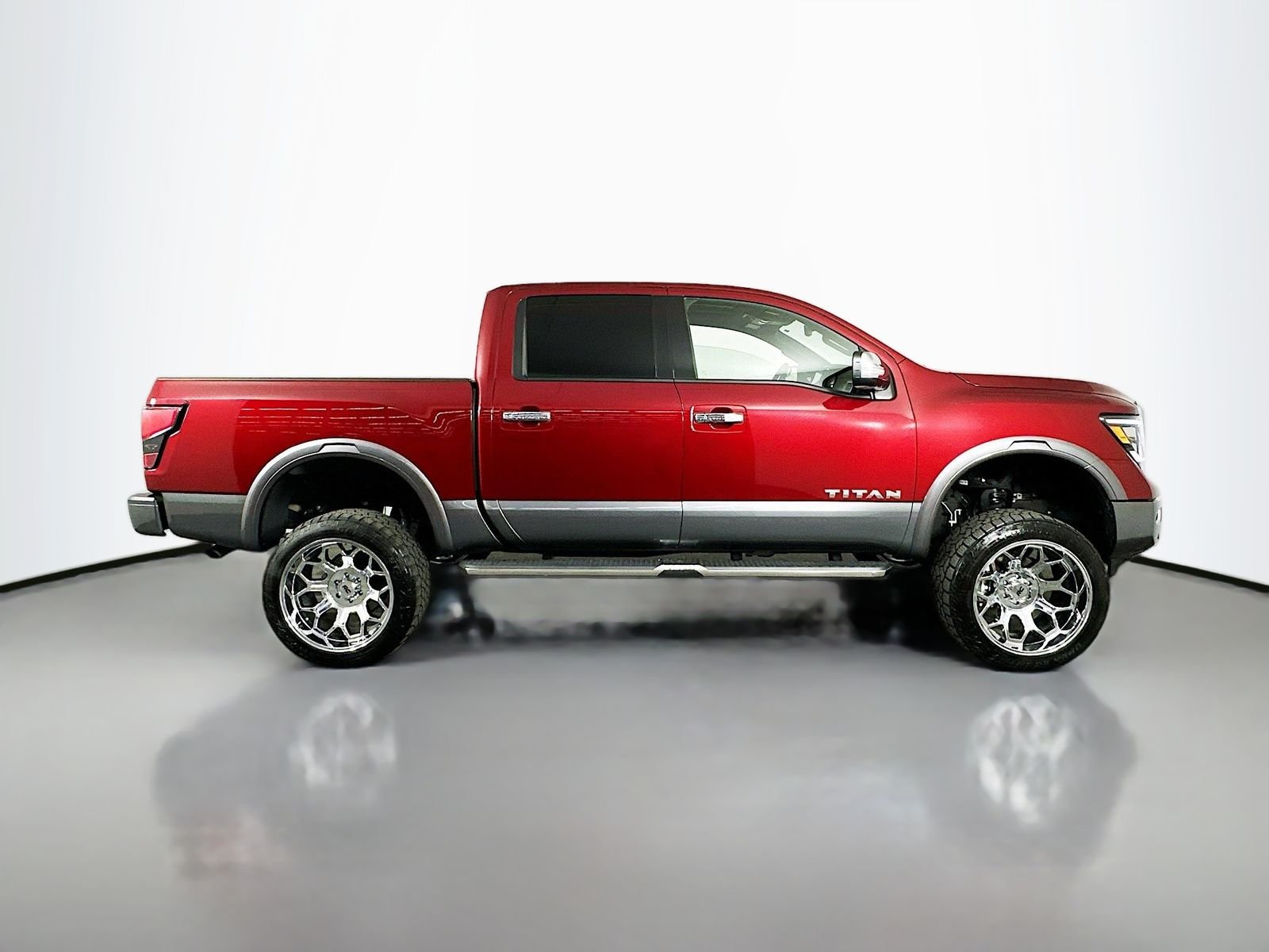 Used 2023 Cardinal Red Metallic Nissan Platinum Reserve image 7