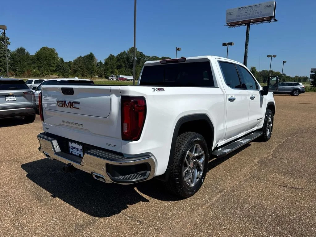 New 2026 Summit White GMC SLT image 11